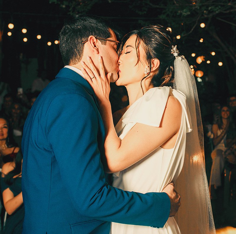 Boda acompañada con música de violín en vivo